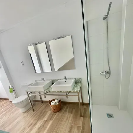 La Casuca De San Juan De La Canal Holiday home *