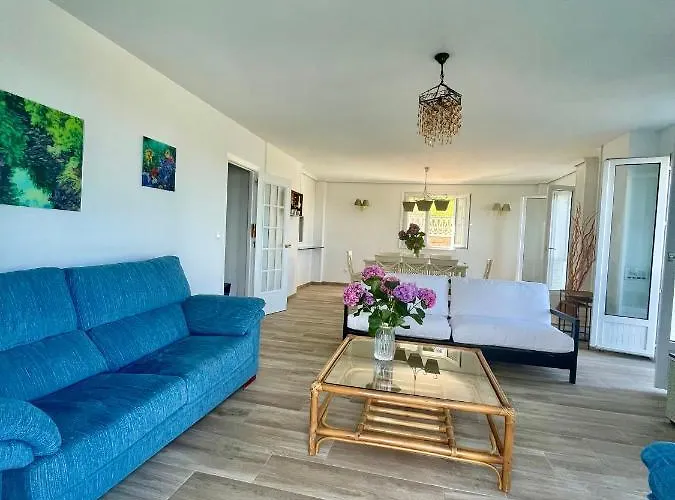 La Casuca De San Juan De La Canal Holiday home *