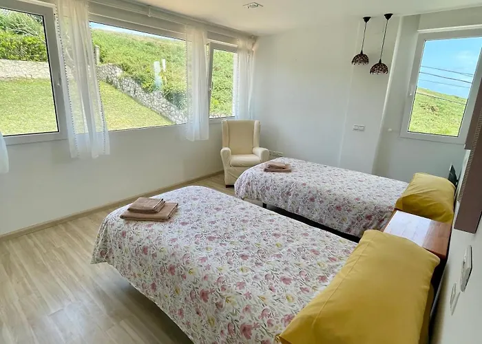 La Casuca De San Juan De La Canal * Santa Cruz De Bezana